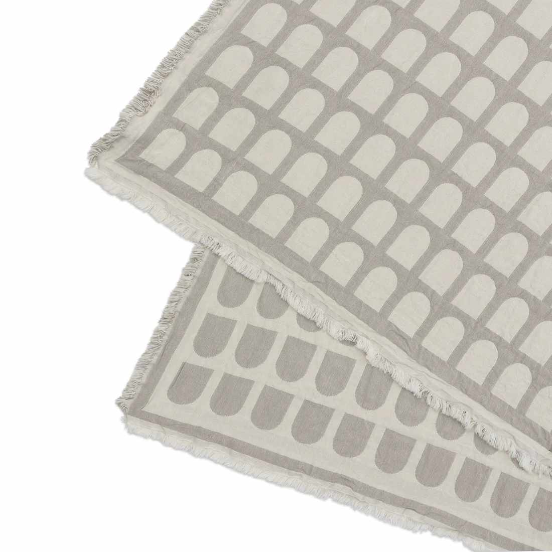 Kristina Dam Studio Bogen Decke beige