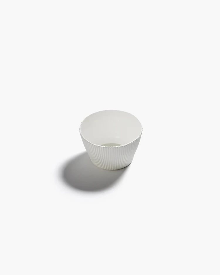 Serax °2 M Bowl weiß Nido mittel von Ann Van Hoey 10cm
