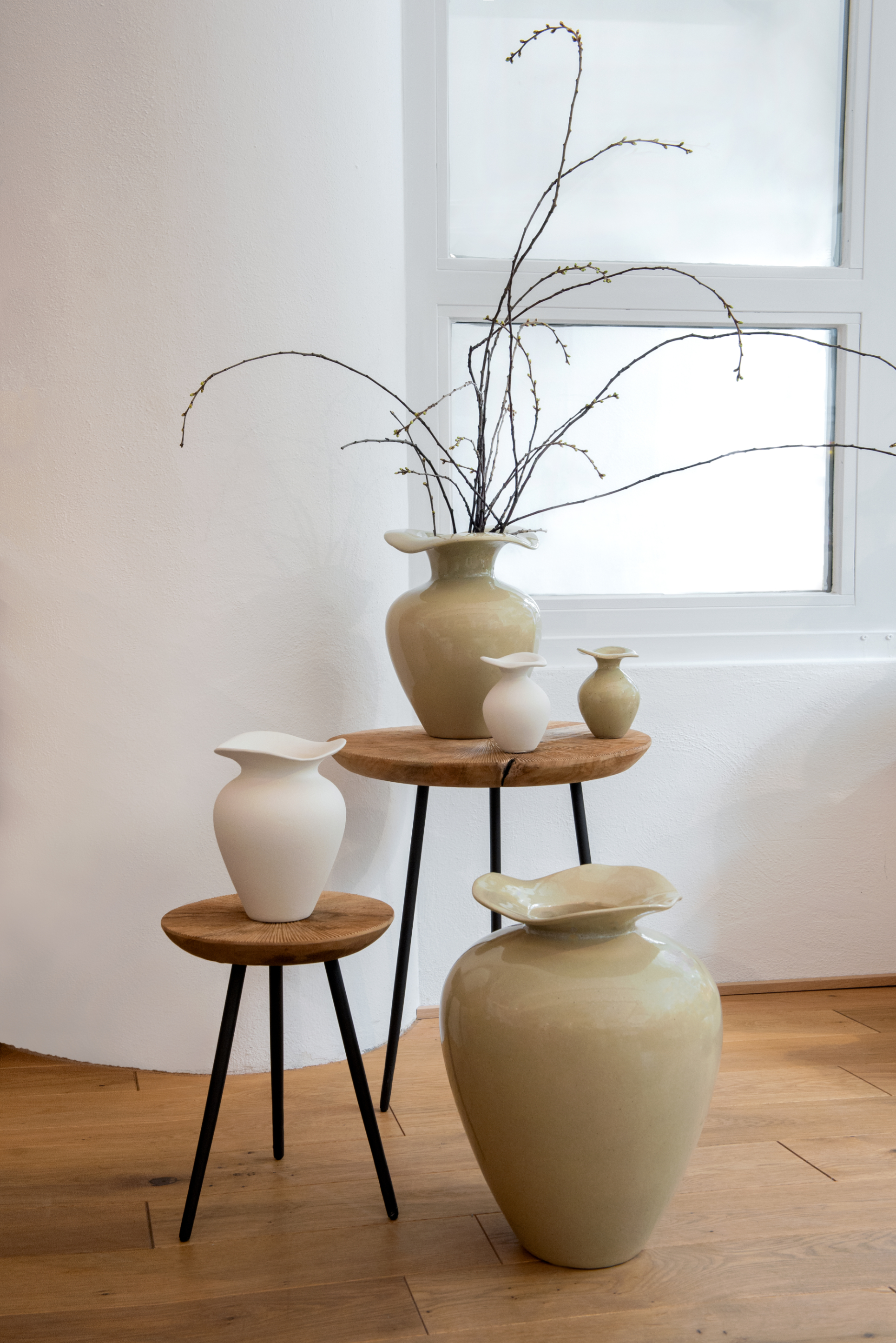 Broste Copenhagen Florentina Bodenvase beige L 44cm