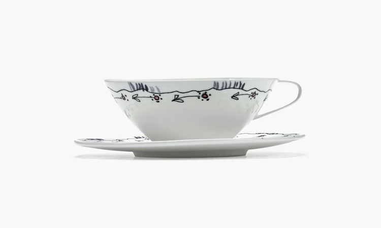 Serax Teetasse mit Untertasse Anemonen milk midnight flowers von Marni 15,8cm